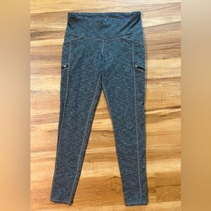 NWOT, Athleta, Gray Leggings, Side Zipper Pockets and Contrast Stitching, Size S